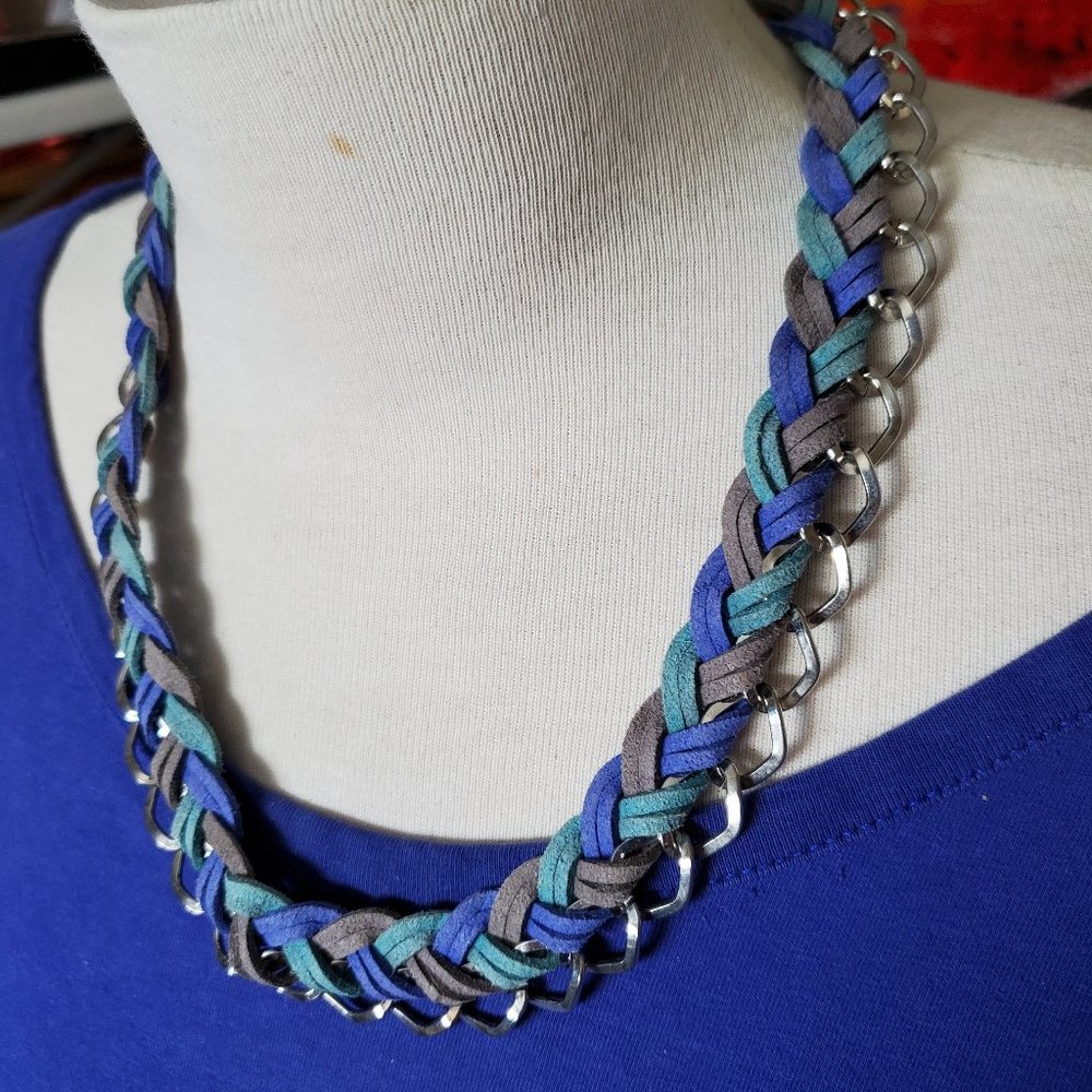 18" Silver Tone and Woven Leather Collar Style Necklace Casual Women Fashion